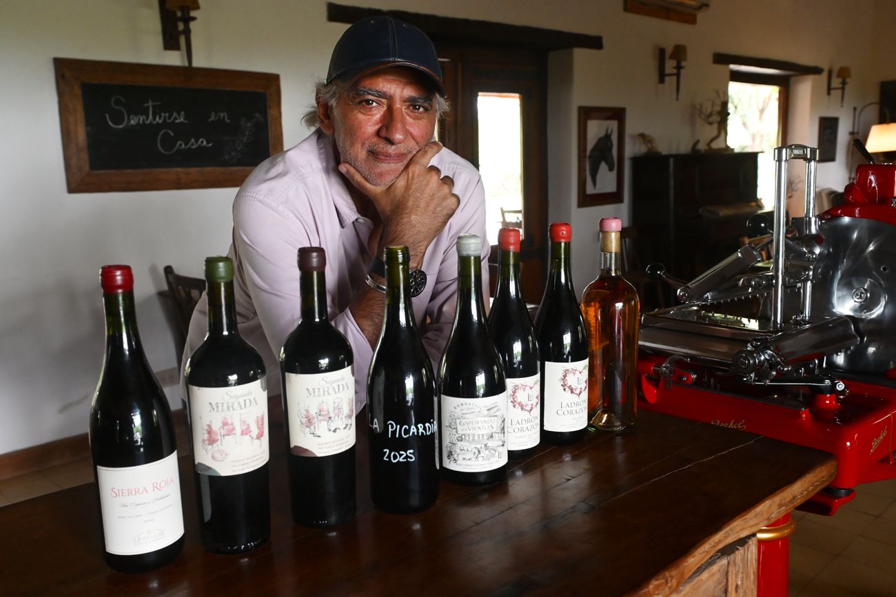 Pablo Asef elabora vinos biodinámicos en Posada y bodega La Matilde en San Javier, Valle de Traslasierra. (Javier Ferreyra / La Voz)