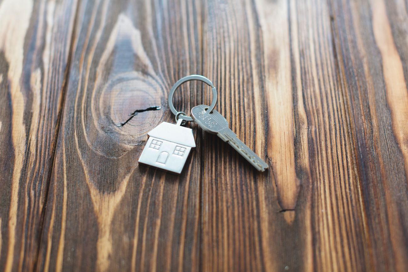 Feng Shui: por qué no tenés que dejar las llaves arriba de la mesa.