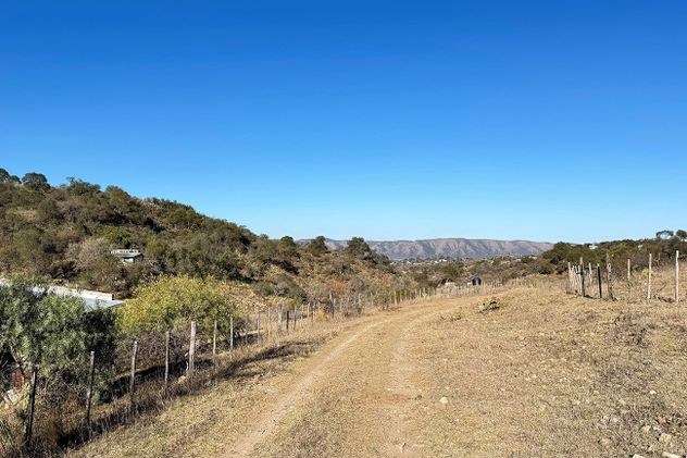 Loteos alambrados y no alambrados en Cuesta Blanca. (La Voz)