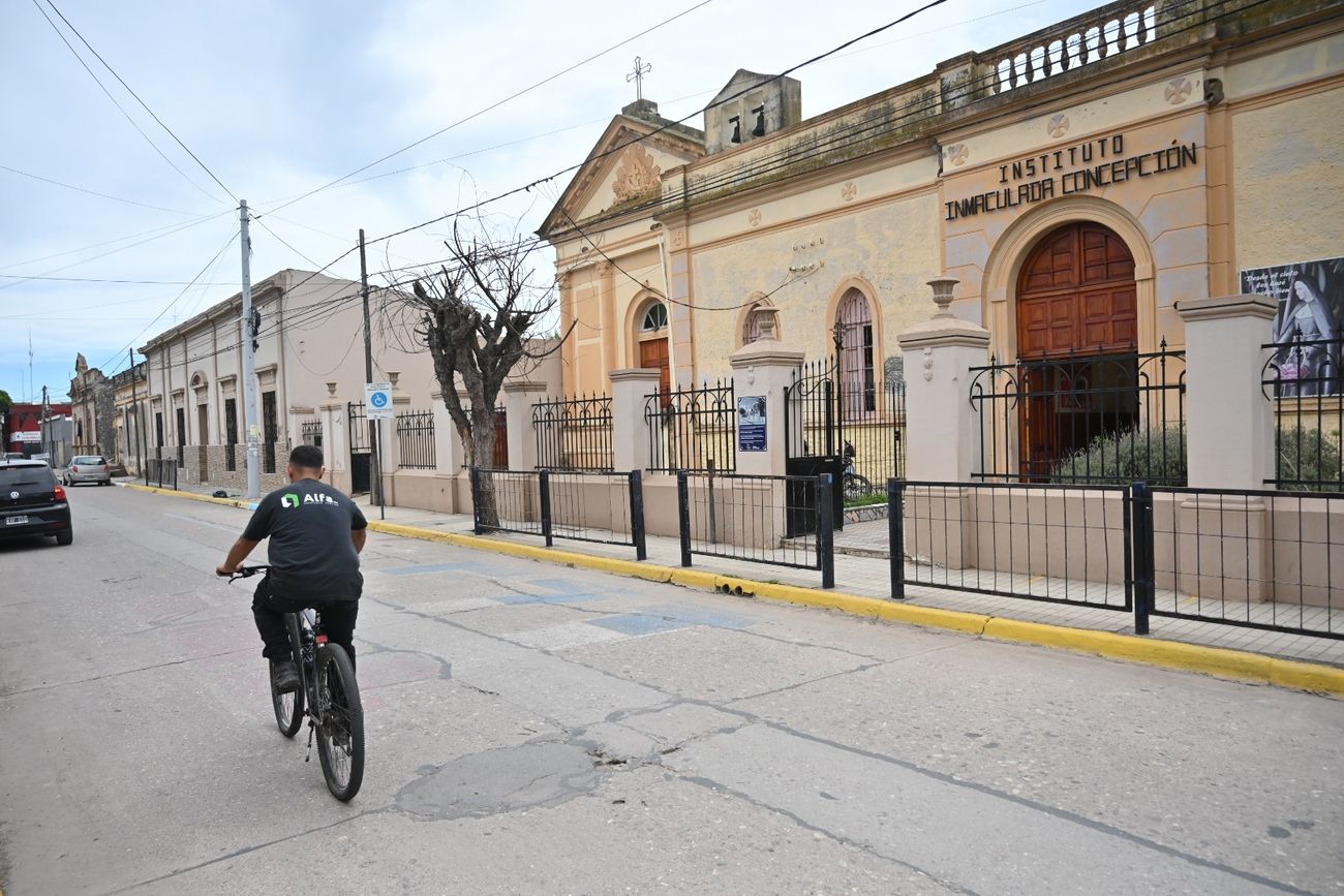 Un año sin celulares en la escuela: la experiencia de un colegio cordobés de Villa Nueva
