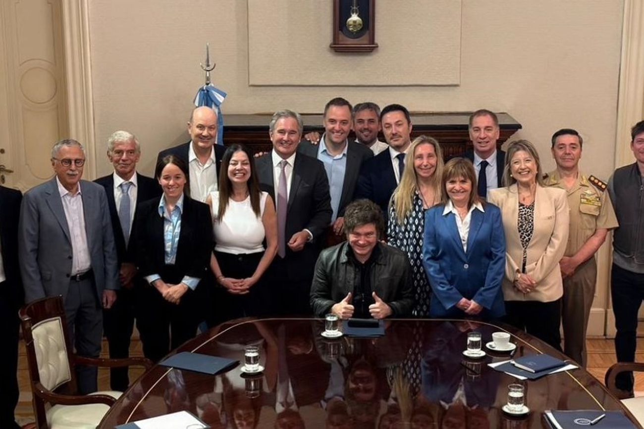 Milei volvió a defender a Adorni: Prefiero perder la elección a echarlo