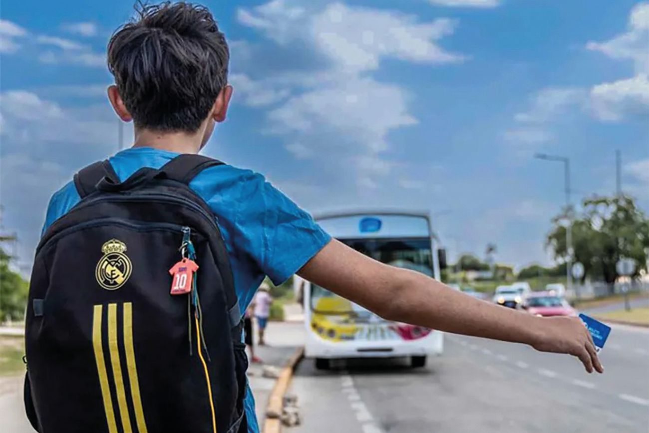 El Boleto Educativo Cordobés ya tiene más de 123 mil inscriptos: el 82% son estudiantes. 