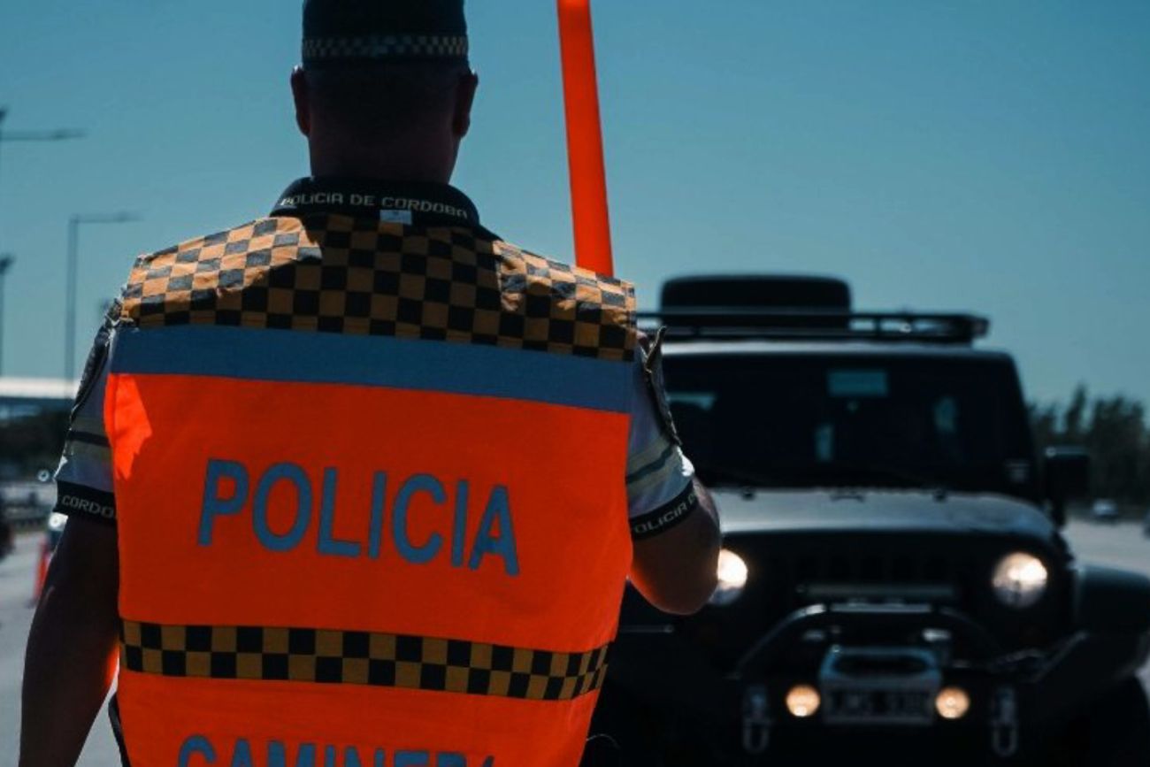 Todo sucedió en el marco de un control de la  Policía Caminera en Córdoba. 