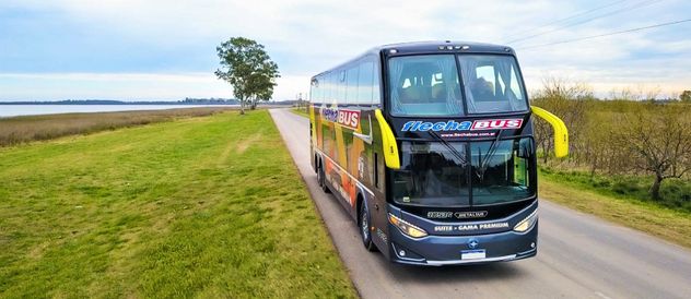 El tren como la alternativa definitiva de "low cost" Si bien el truco de la "falsa parada" es la novedad en el sector de los ómnibus, los viajeros que buscan el máximo ahorro posible tienen la mirada puesta en el verano 2026.