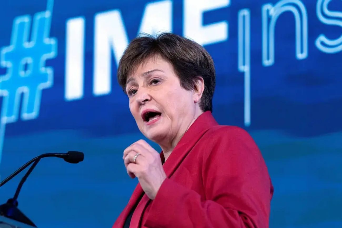 El Gobierno busca cerrar la segunda revisión con el FMI.