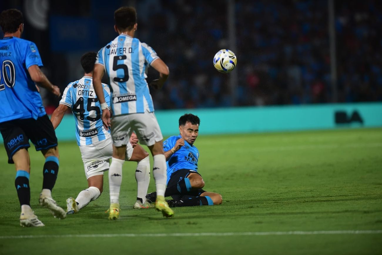 Belgrano fue local de Atlético Tucumán en Alberdi por la Liga Profesional. (Javier Ferreyra / La Voz)