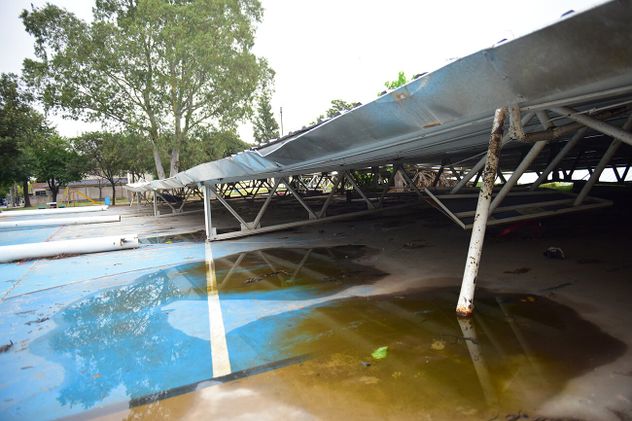 Polideportivo social de barrio Los Álamos.