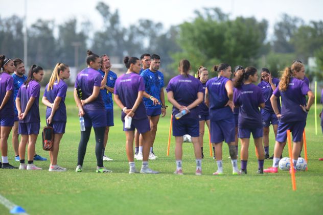 El entrenamiento de Talleres femenino. (La Voz)