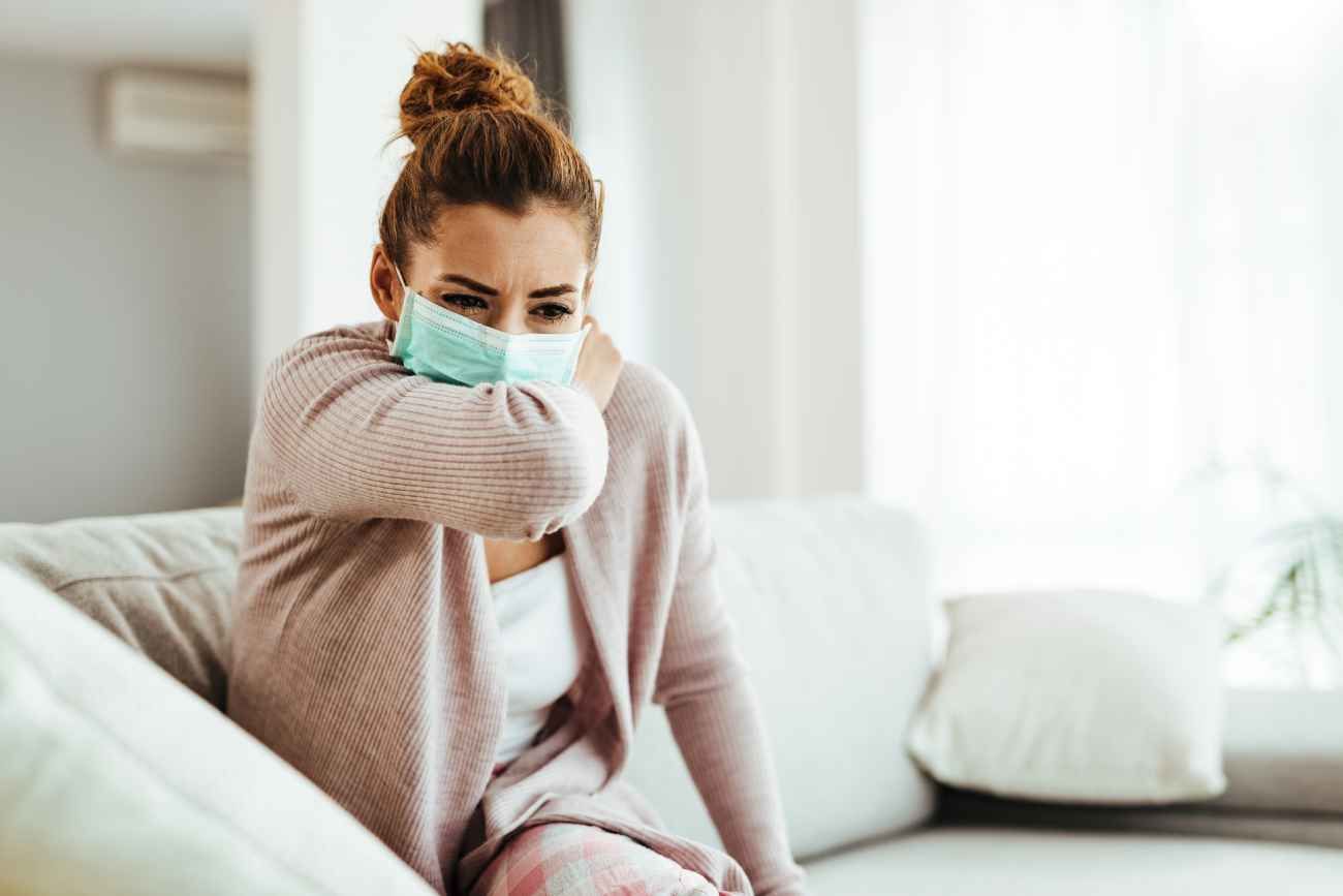 Covid-19, la efermedad contagiosa que detuvo al mundo durante casi dos años. 