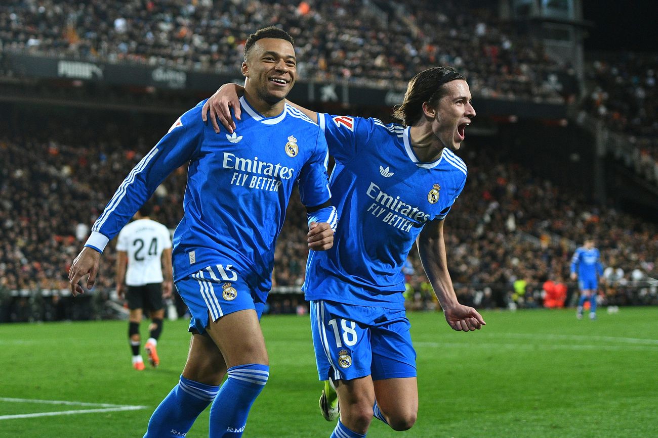 Mbappé se pierde la revancha ante Benfica (AP).