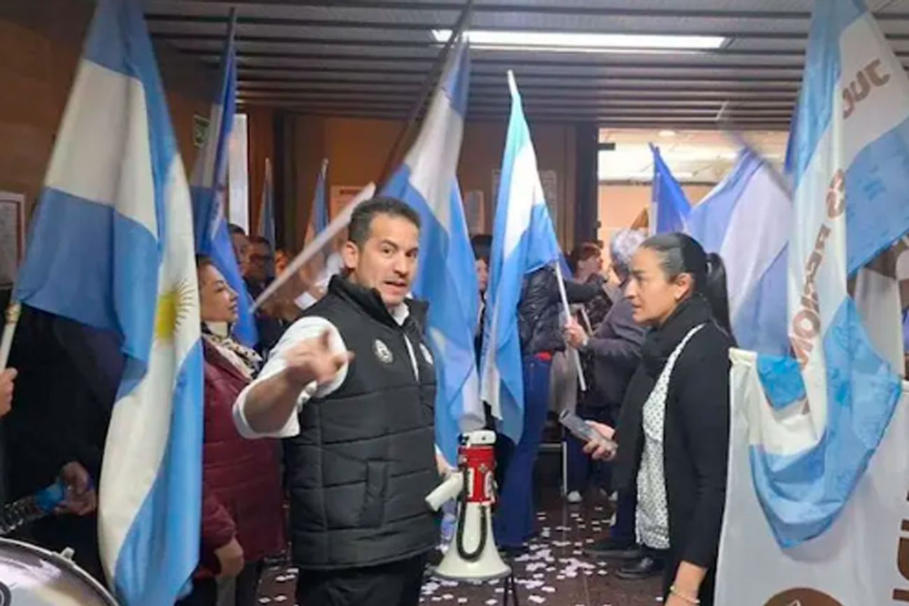 Protestas. Las protestas y la capacitación de agentes judiciales han sido los ejes de la gestión de Juan Pablo Tripputi. (Gentileza) 