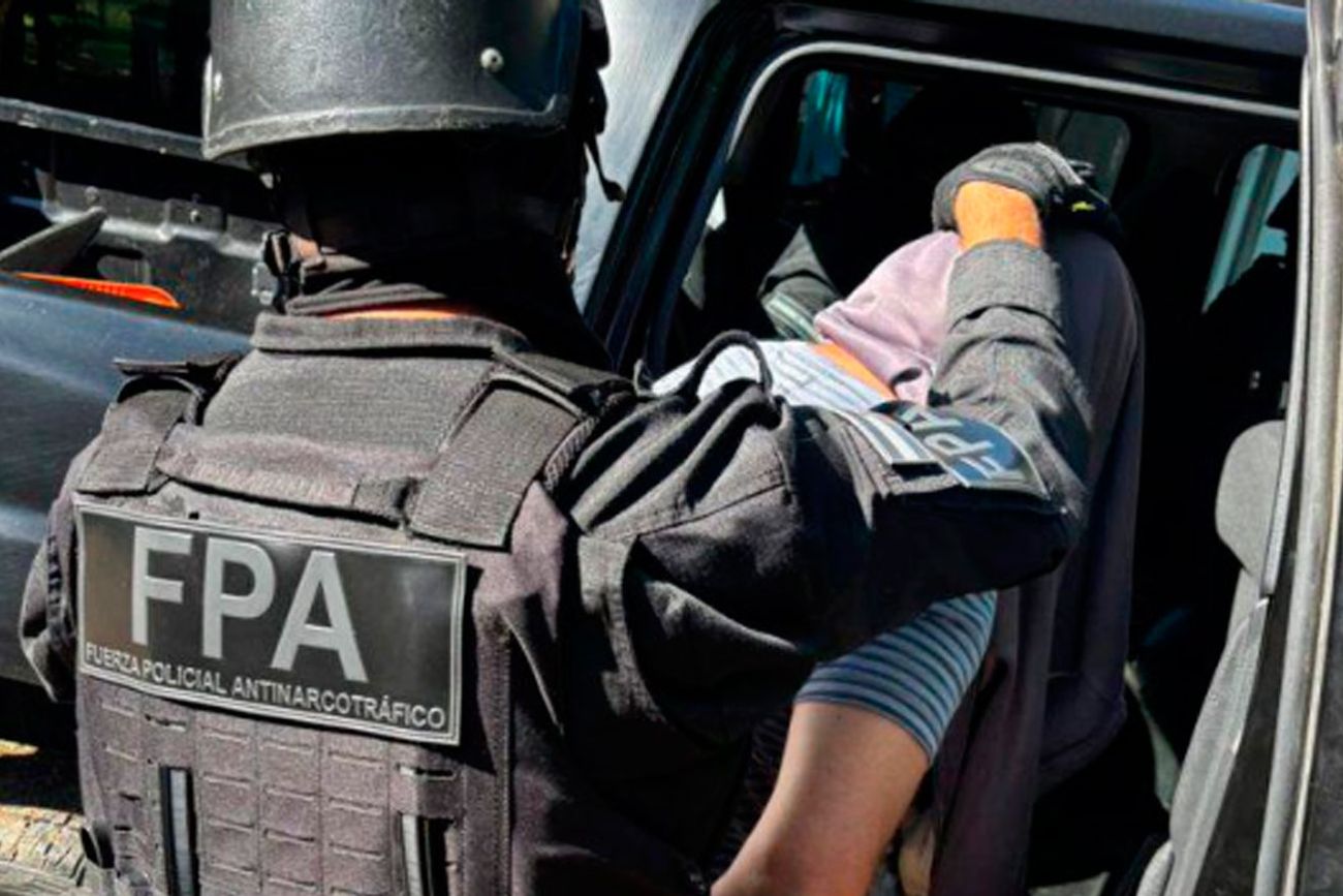 Operativo con un detenido. (Mpfcordoba.gob.ar)