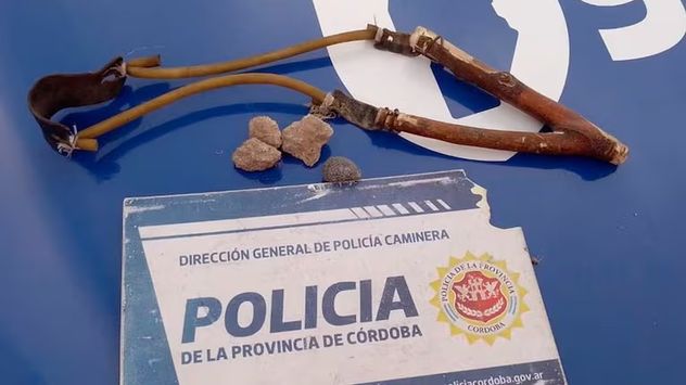 En algunos puntos de Córdoba, ha vuelto a ser usual la agresión con gomeras u hondas.