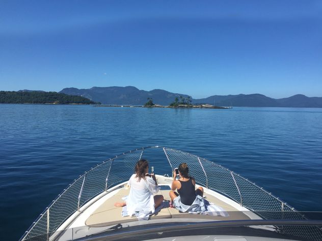 Angra do Reis. La navegación permite recorrer las islas desde otra perspectiva