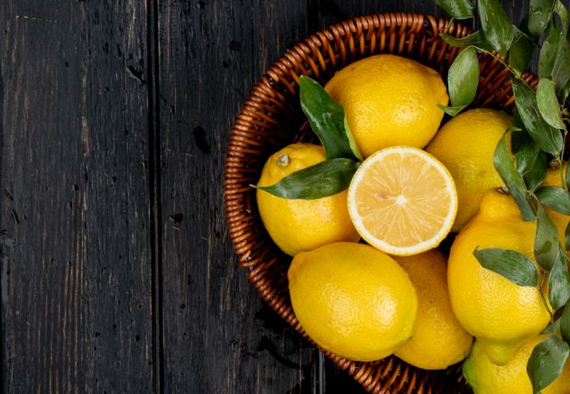 ¿Se pueden congelar los limones? Las claves para que te queden listos para usar.