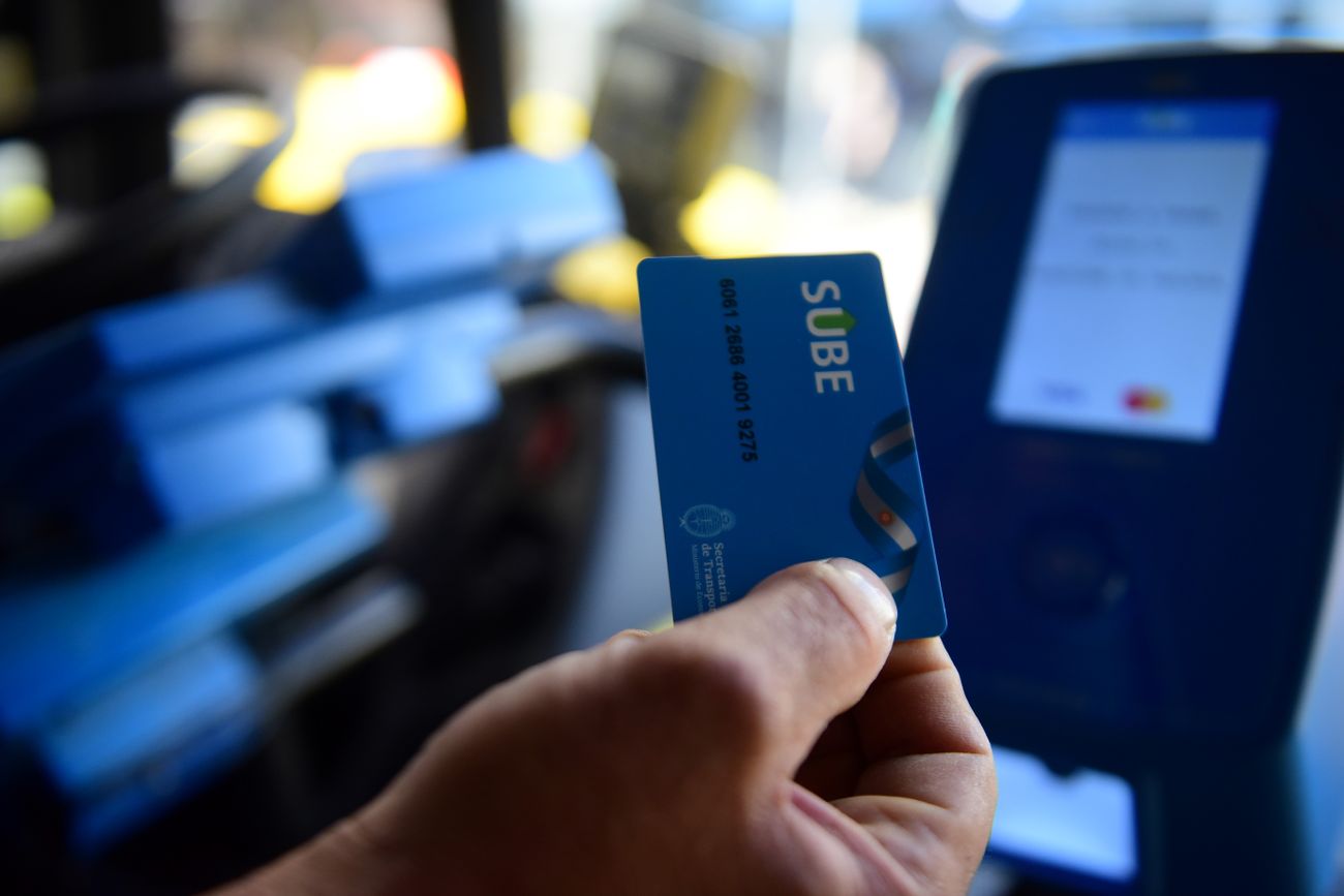 El nuevo esquema tarifario contempla incrementos de entre 4,6% y 4,8%, en línea con la fórmula de actualización mensual aplicada por los gobiernos de la Ciudad y la Provincia de Buenos Aires.