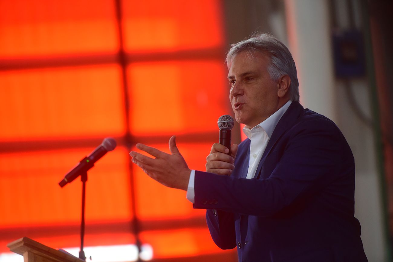 Planta Iveco anunció la fabricación de un nuevo camión en Córdoba, S-Way, con la prescencia de Martín Llaryora. (Pedro Castillo / La Voz)