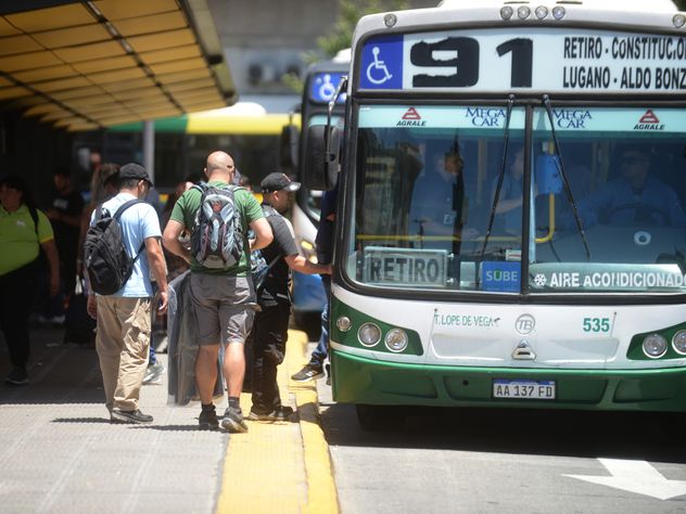 La aplicación del descuento es automática al momento de validar el pasaje.