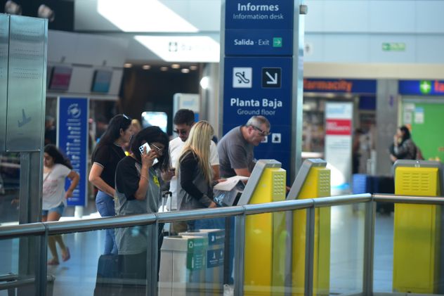 Aeropuerto Ambrosio Taravella y el paro de controladores aéreos que afectará los vuelos. 