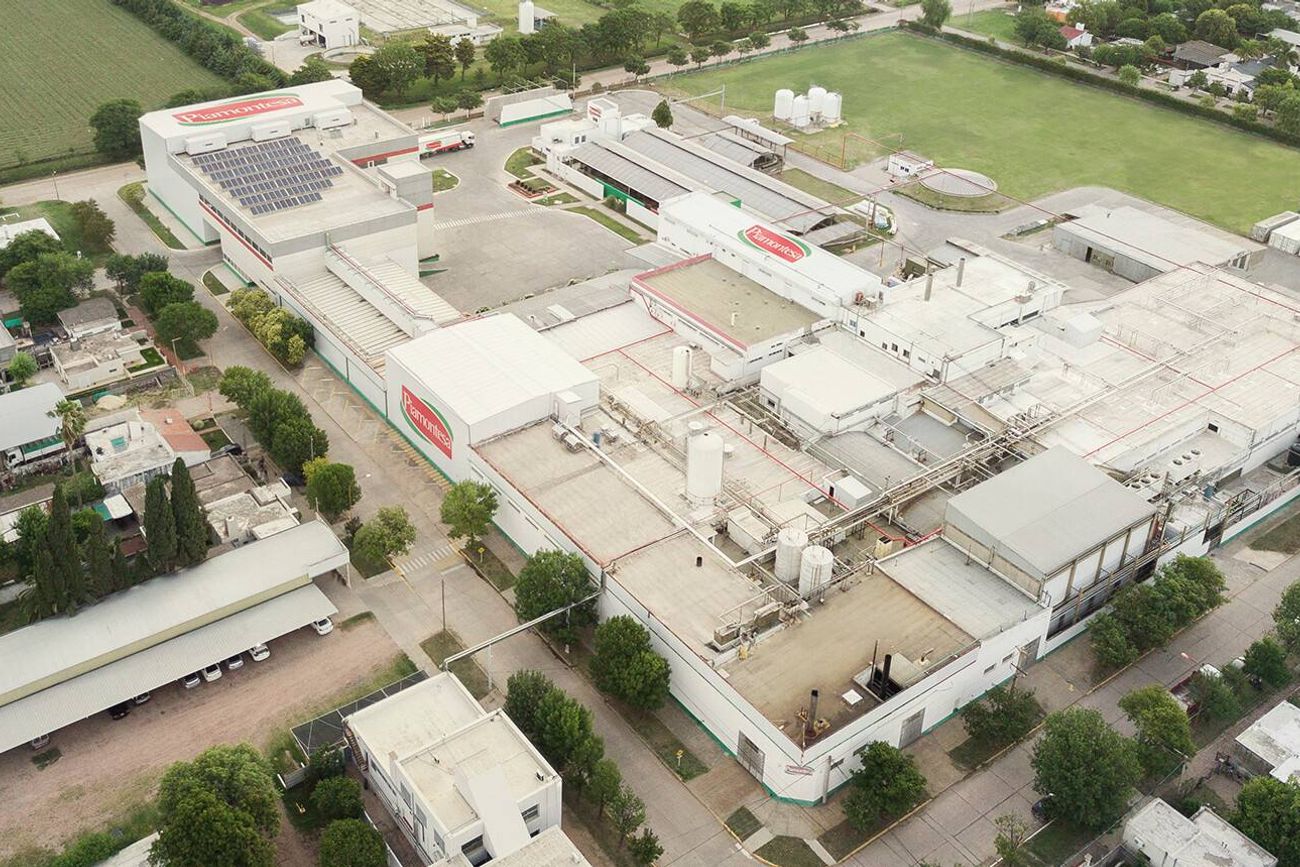 ESTABLECIMIENTO. La planta de Brinkmann recibió a empresarios de Perú, México, Colombia y Costa Rica. (Gentileza: Piamontesa S.A.)