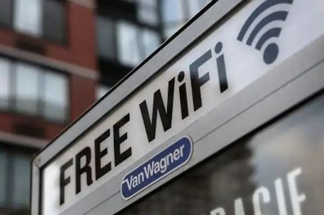 Cómo usar WiFi público en vacaciones sin poner en riesgo tus datos.