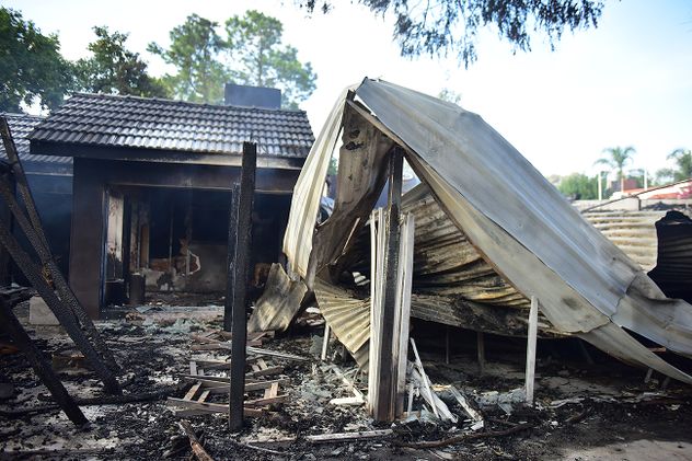 La Comanda, Incendio en un local gastronómico de avenida Recta Martinoli. José Gabriel Hernández