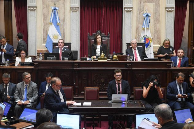 Sesión en el Senado por la Ley Penal Juvenil y la reforma laboral (Foto: Comunicación Senado)