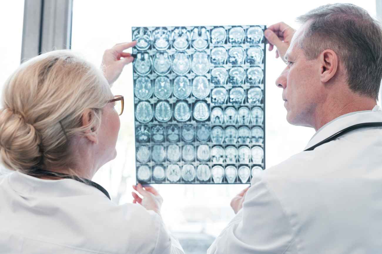 Qué es la esclerosis lateral amiotrófica (ELA), la enfermedad incurable. 