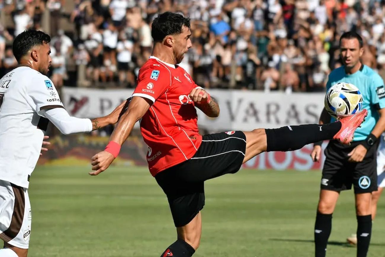 Independiente contra Platense. 