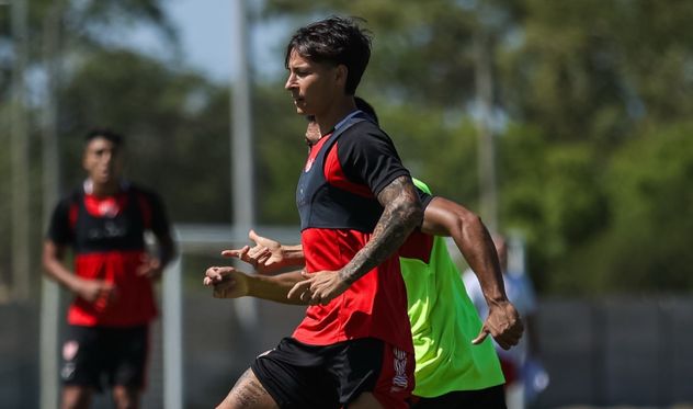 Gastón Lodico, mediocampista de Instituto.