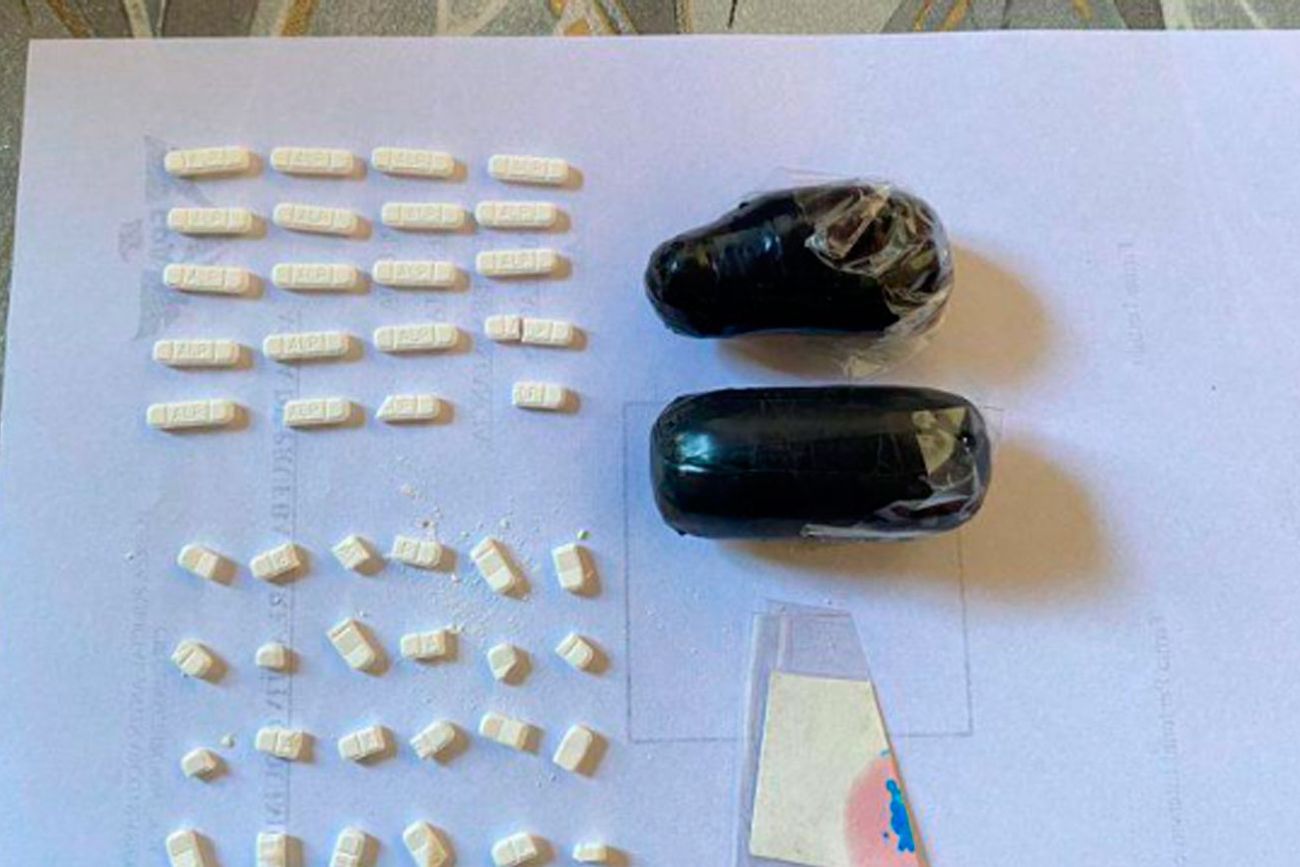Detuvieron a una "mula" que intentó ingresar droga a la cárcel de Cruz del Eje