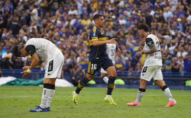 Boca vs. Gimnasia de Mendoza.