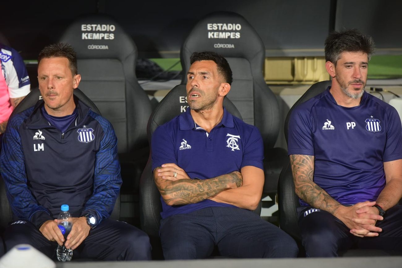 Carlos Tevez, entrenador de Talleres.
