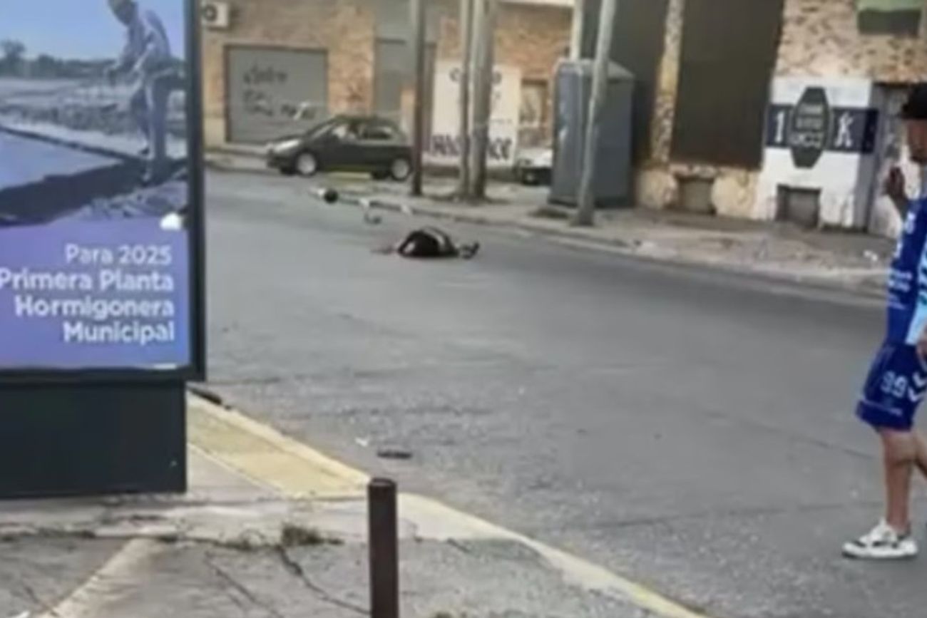 Siniestro vial fatal en Quilmes por una soga mal colocada y sin autorización. 