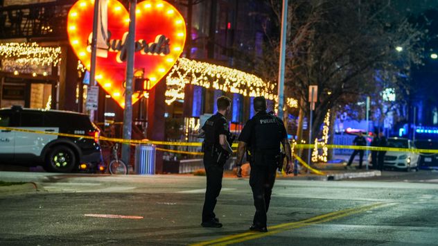 Texas: un tiroteo en un bar de Austin deja al menos tres muertos y 14 heridos (AP)