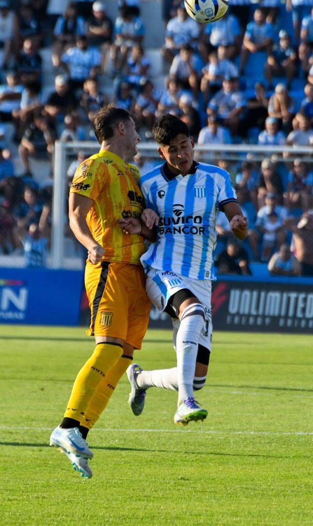 Racing empata sin goles ante Mitre de Santiago del Estero.