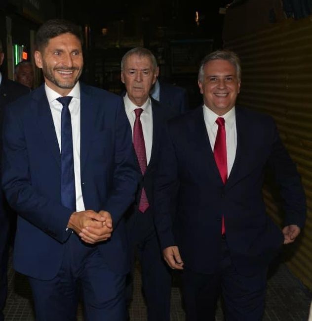 Provincias Unidas se reunió en la previa de la apertura de sesiones con los gobernadores Llaryora y Pullaro.