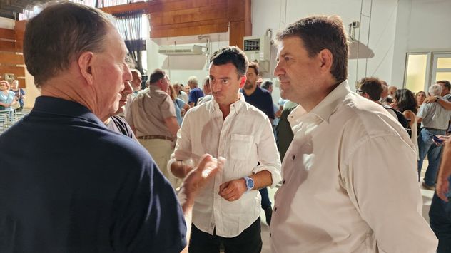 UCR: Matías Gvozdenovich junto a Rodrigo de Loredo.