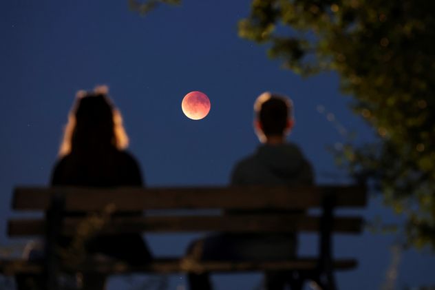 Luna roja o luna de sangre. 