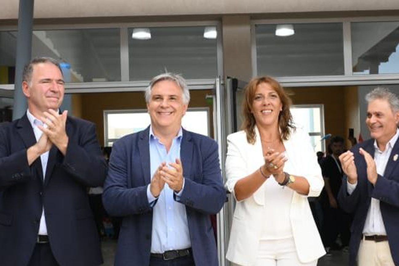 Martín Llaryora en el inicio del ciclo lectivo 2026. 