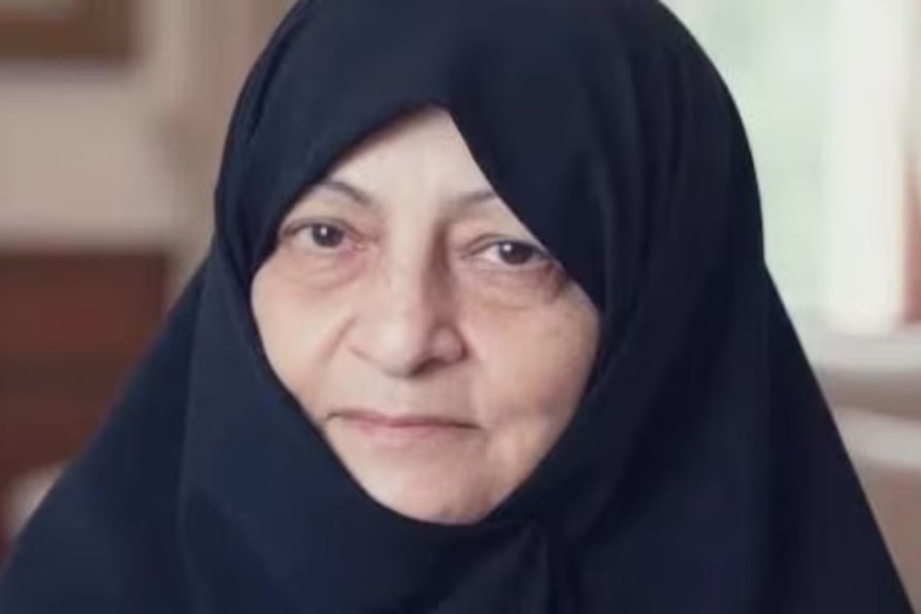 Murió Mansoureh Khojasteh, esposa de Ali Jamenei, tras agonizar más de 48 horas por heridas en un ataque