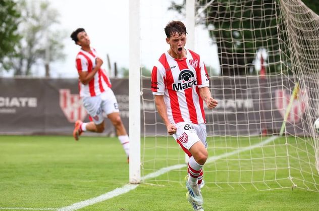 Lorenzo Albarracín, jugador de Instituto.