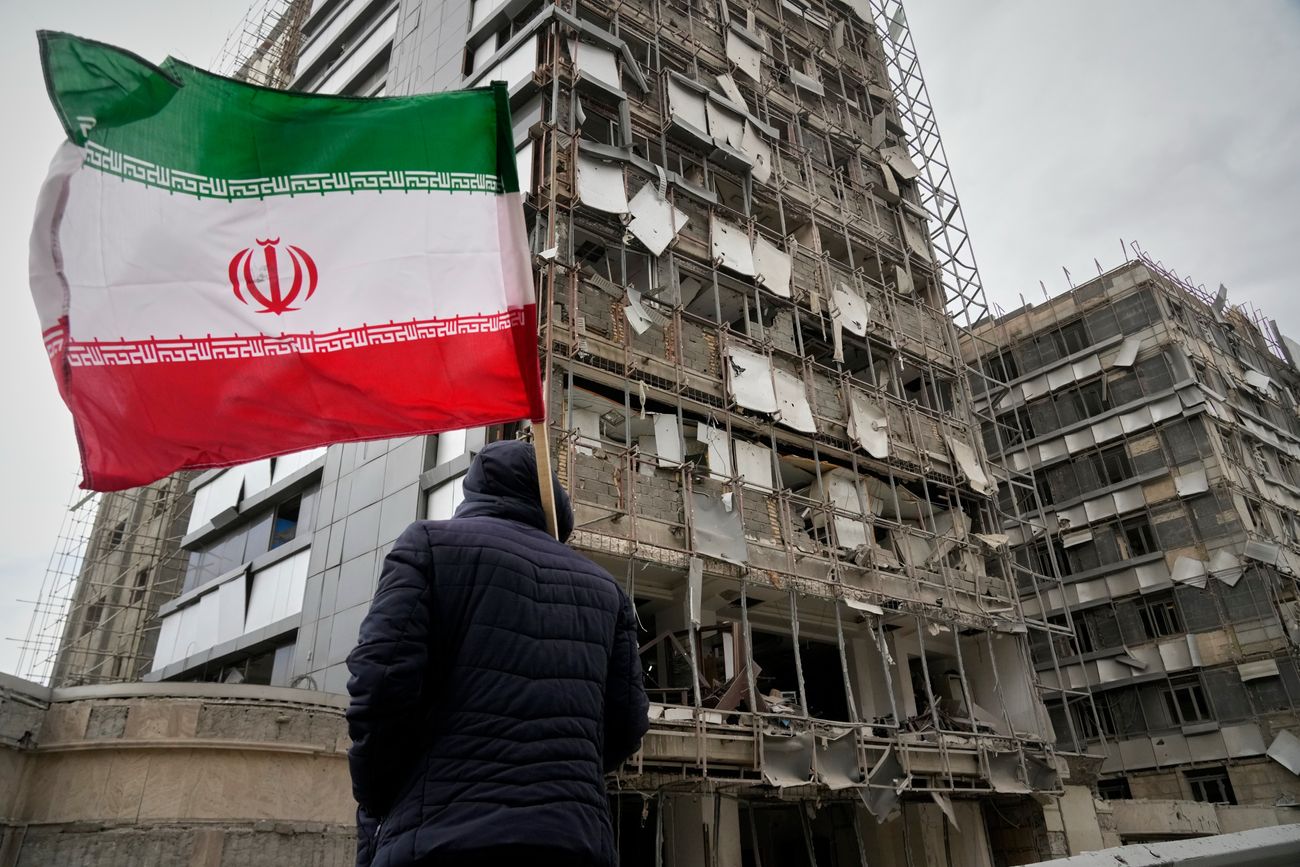 Irán y Estados Unidos llevan décadas en guerra, y no se vislumbra un final