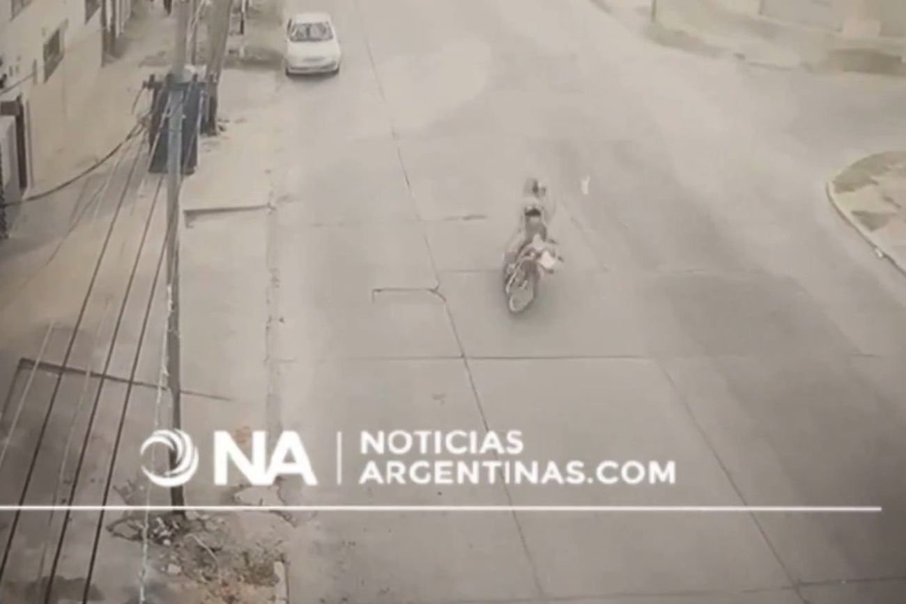 El impactante video del hombre que murió degollado por una soga que pusieron vecinos en Quilmes.