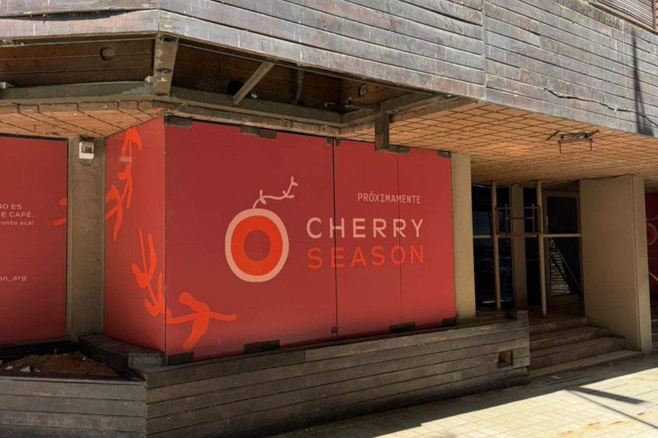 Cherry Season llega a una esquina emblemática de Córdoba.