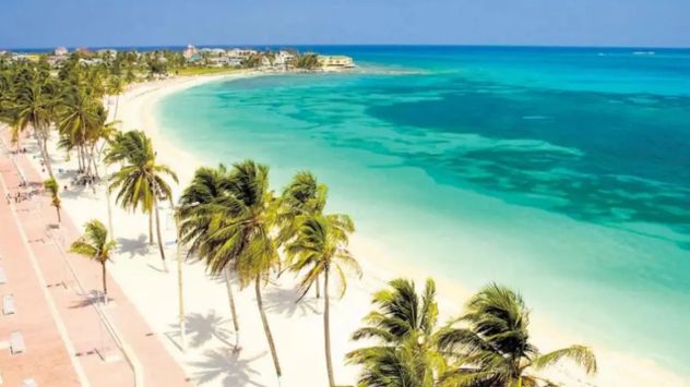 Cuál es el destino del Caribe colombiano donde el mar cambia de color.