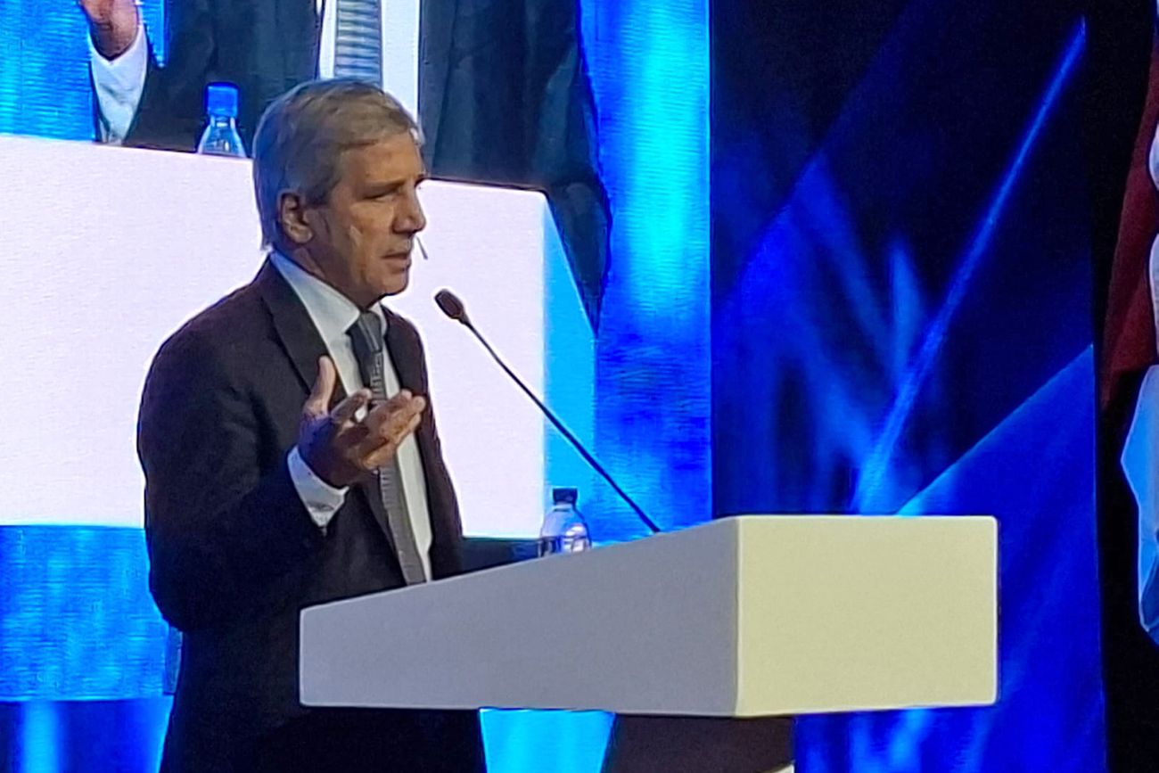 El Gobierno confía en “la macro ordenada” para aguantar el shock de la guerra 
