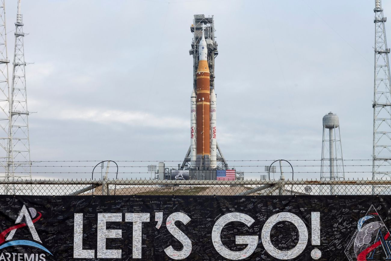 La Nasa reparó las fallas en el cohete Artemis II y apunta a un histórico lanzamiento en abril. (AP)