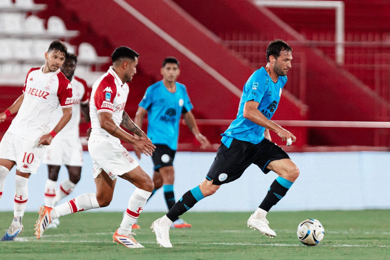 Belgrano, sin invicto: cayó 1-3 ante Huracán en Buenos Aires