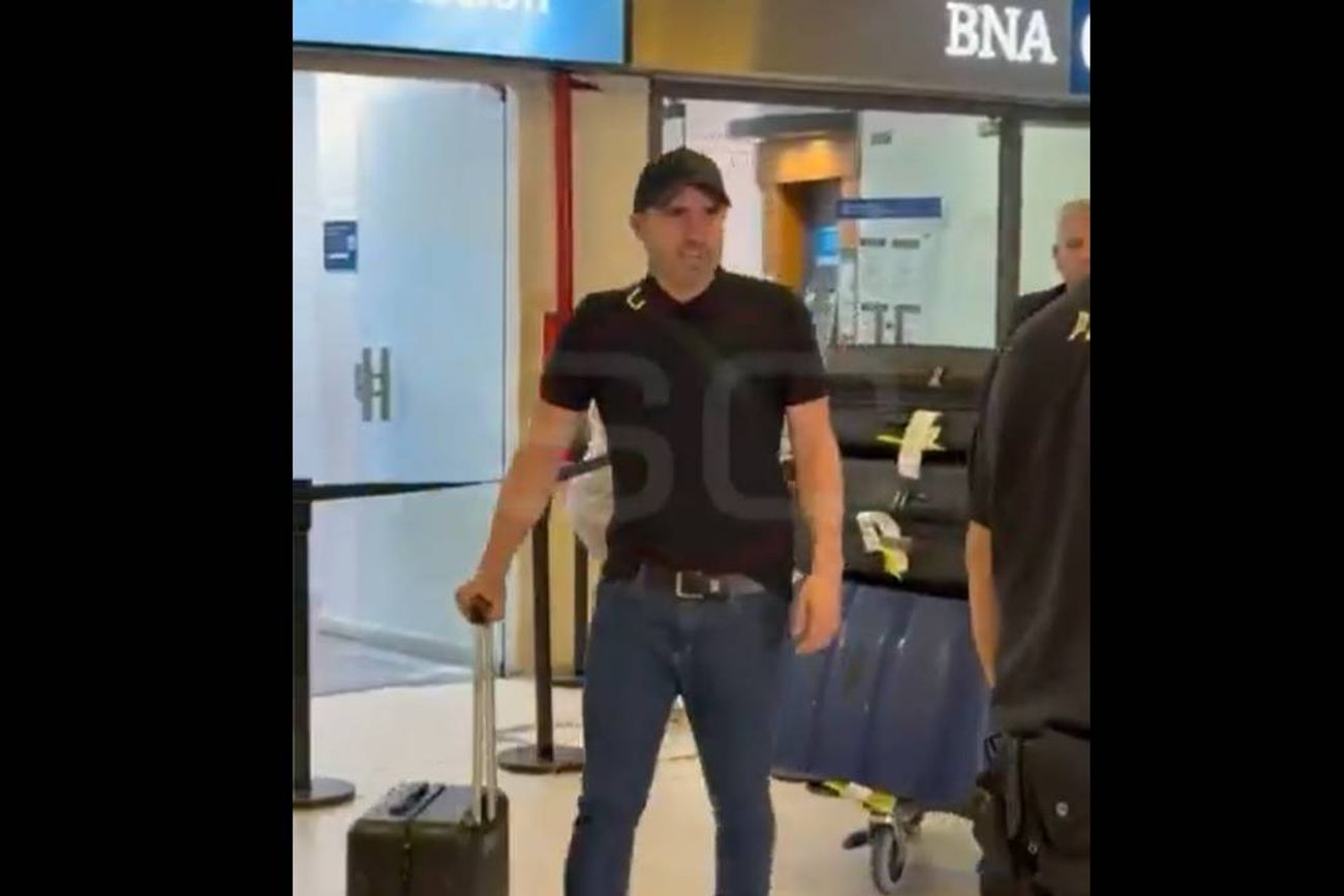 Chacho Coudet ya está en Argentina.